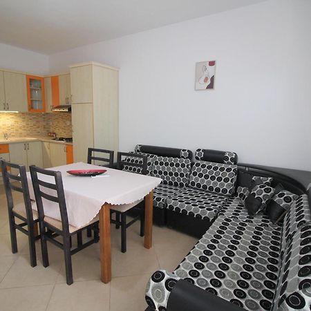 סרנדה July Seaview Apartments מראה חיצוני תמונה