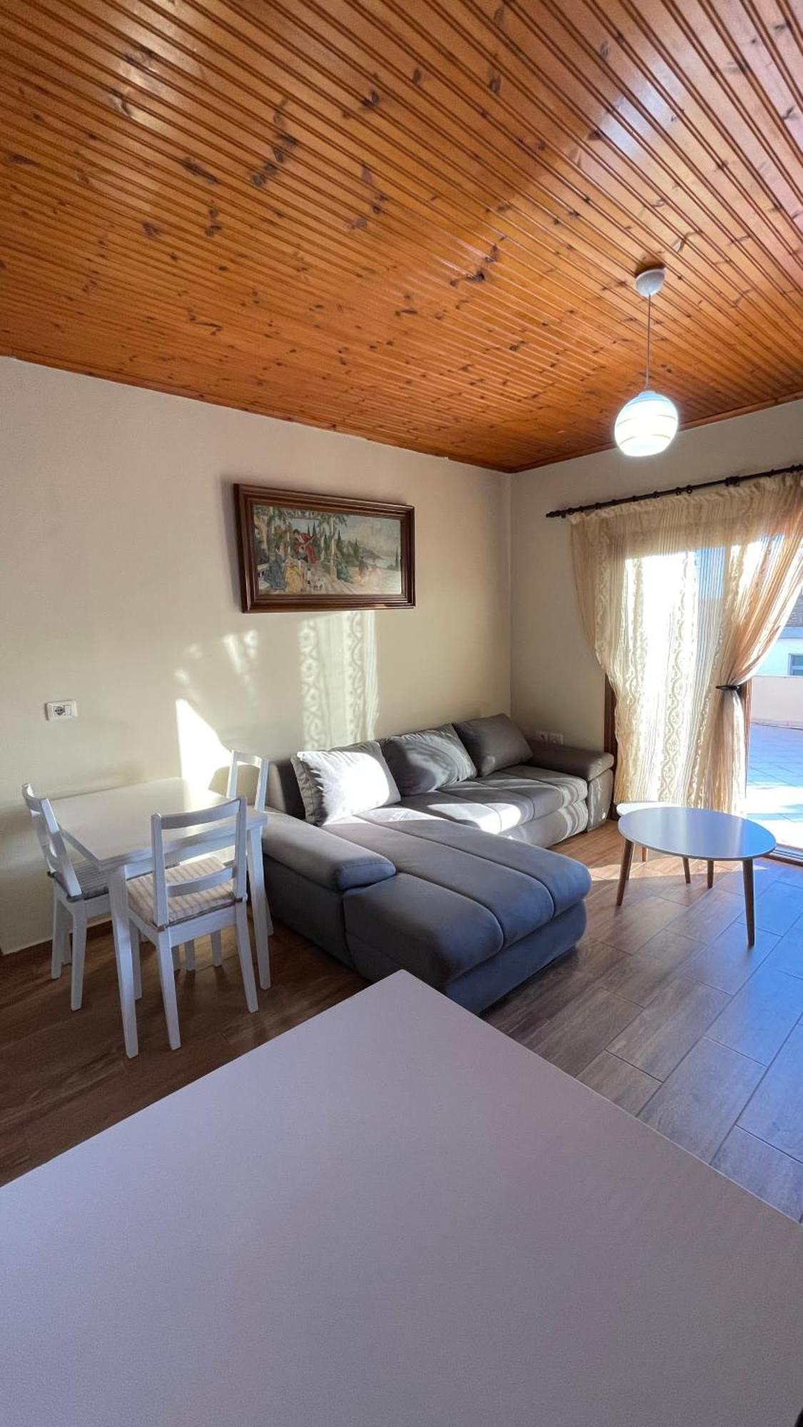 סרנדה July Seaview Apartments מראה חיצוני תמונה