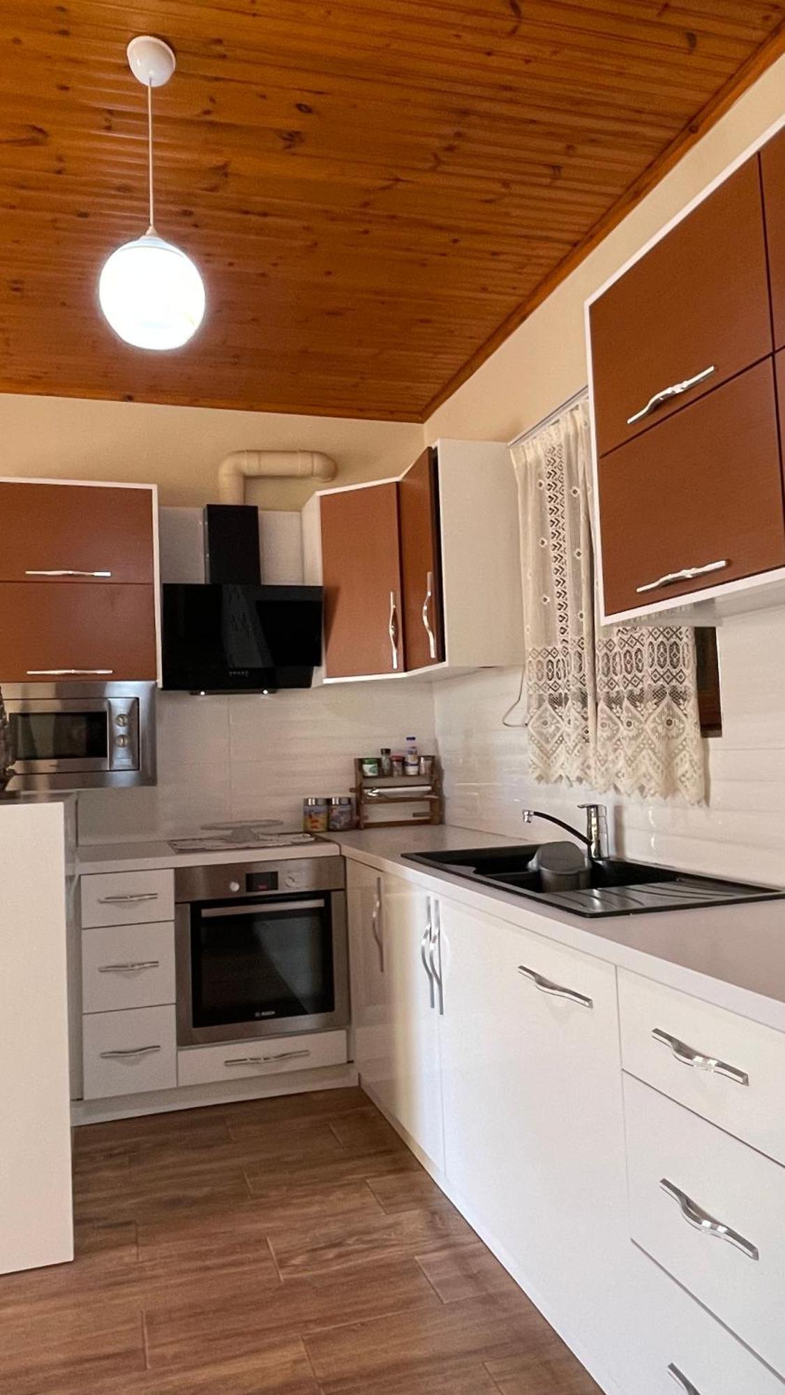 סרנדה July Seaview Apartments מראה חיצוני תמונה