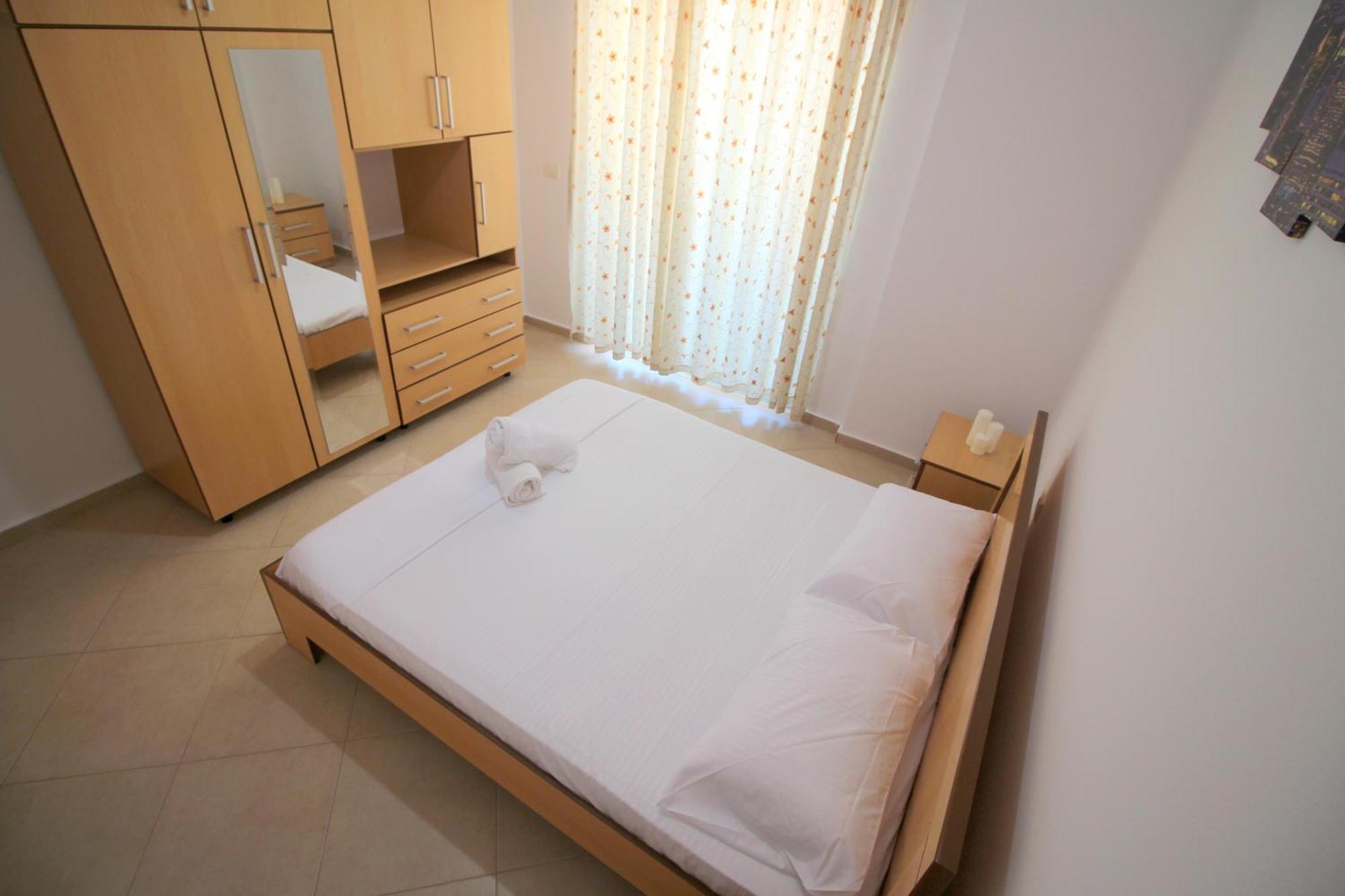 סרנדה July Seaview Apartments מראה חיצוני תמונה