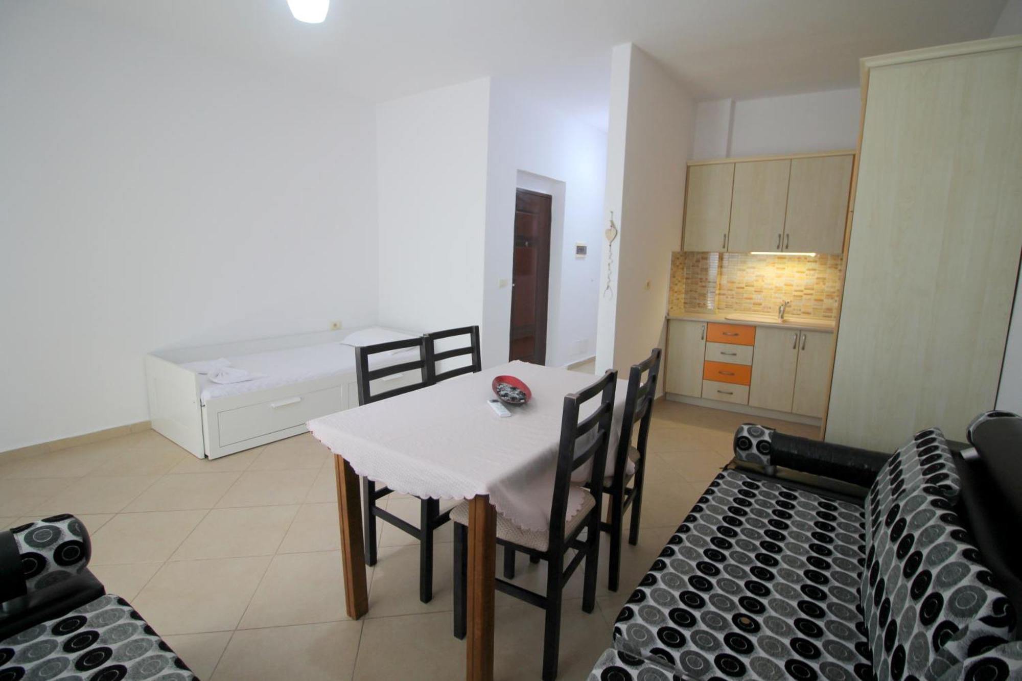 סרנדה July Seaview Apartments מראה חיצוני תמונה
